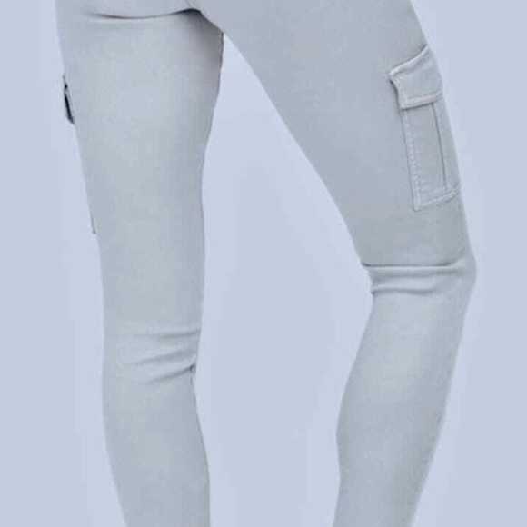 SPANX Stretch Twill Crystal Grey Cargo Tummy Shaping Ankle Pants Womens XS - Picture 3 of 7